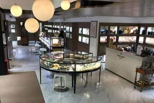 和田地区墨玉县寄卖奢侈品店